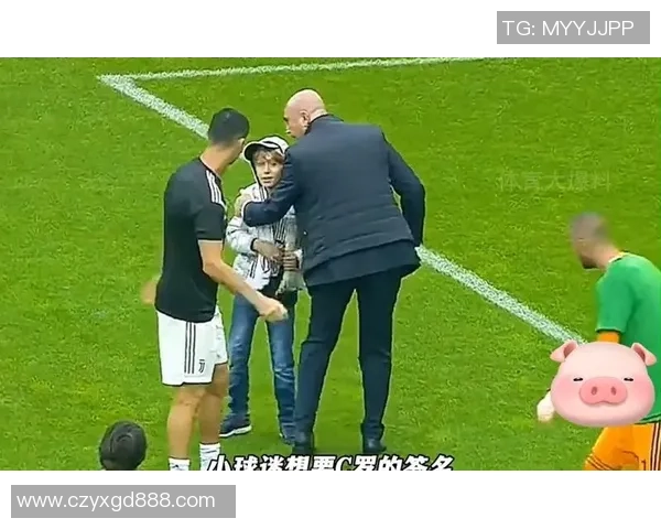 足球球星与小球迷亲密互动展现暖心一刻感动全场 足球球星与小球迷亲密互动展现暖心一刻感动全场