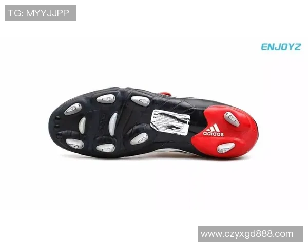 本周球星上脚鞋款精彩回顾 各大品牌足球鞋炫酷登场